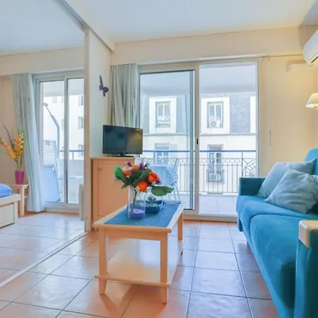 2 Pieces Plein Centre, Terrasse, Parking Lejlighed