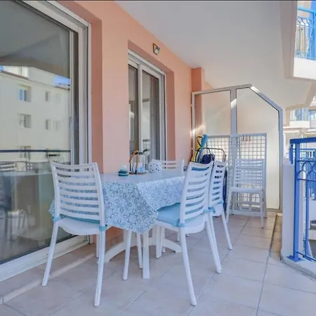 2 Pieces Plein Centre, Terrasse, Parking * مينتون