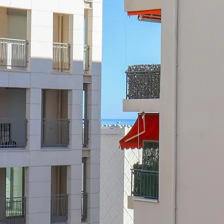 2 Pieces Plein Centre, Terrasse, Parking Lejlighed *