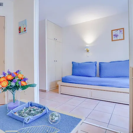 شقة 2 Pieces Plein Centre, Terrasse, Parking *